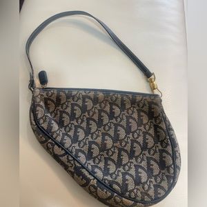 Authentic Dior Vintage Saddle Bag💙